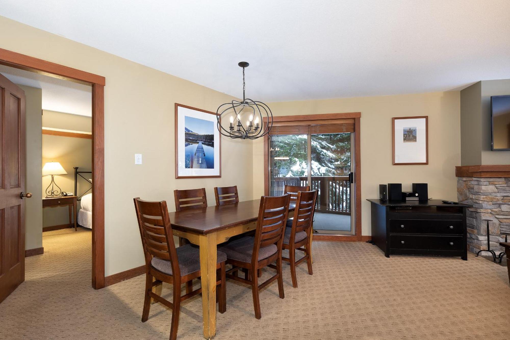 Horstman House By Whistler Premier Apartment Bagian luar foto