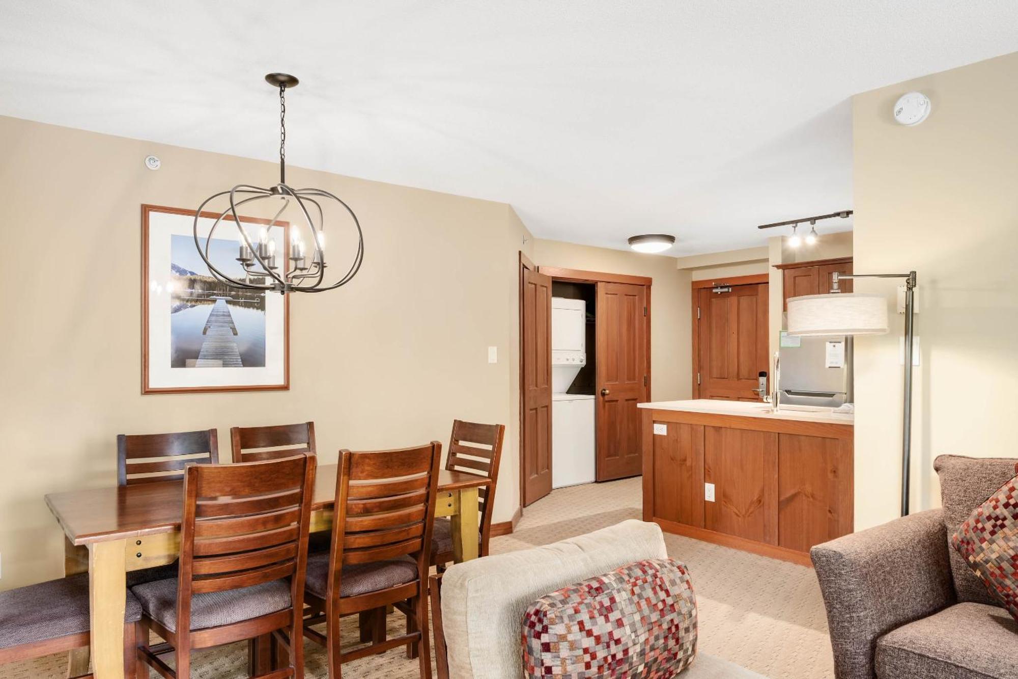 Horstman House By Whistler Premier Apartment Bagian luar foto